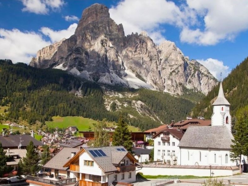 Dolomites Yoga Hiking Retreat
